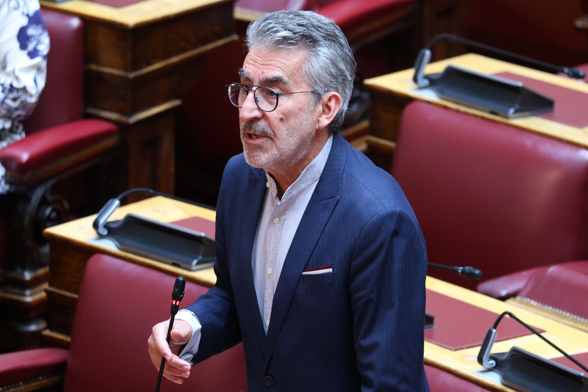 Συζήτηση στη Βουλή για τη Συνταγματική Αναθεώρηση
