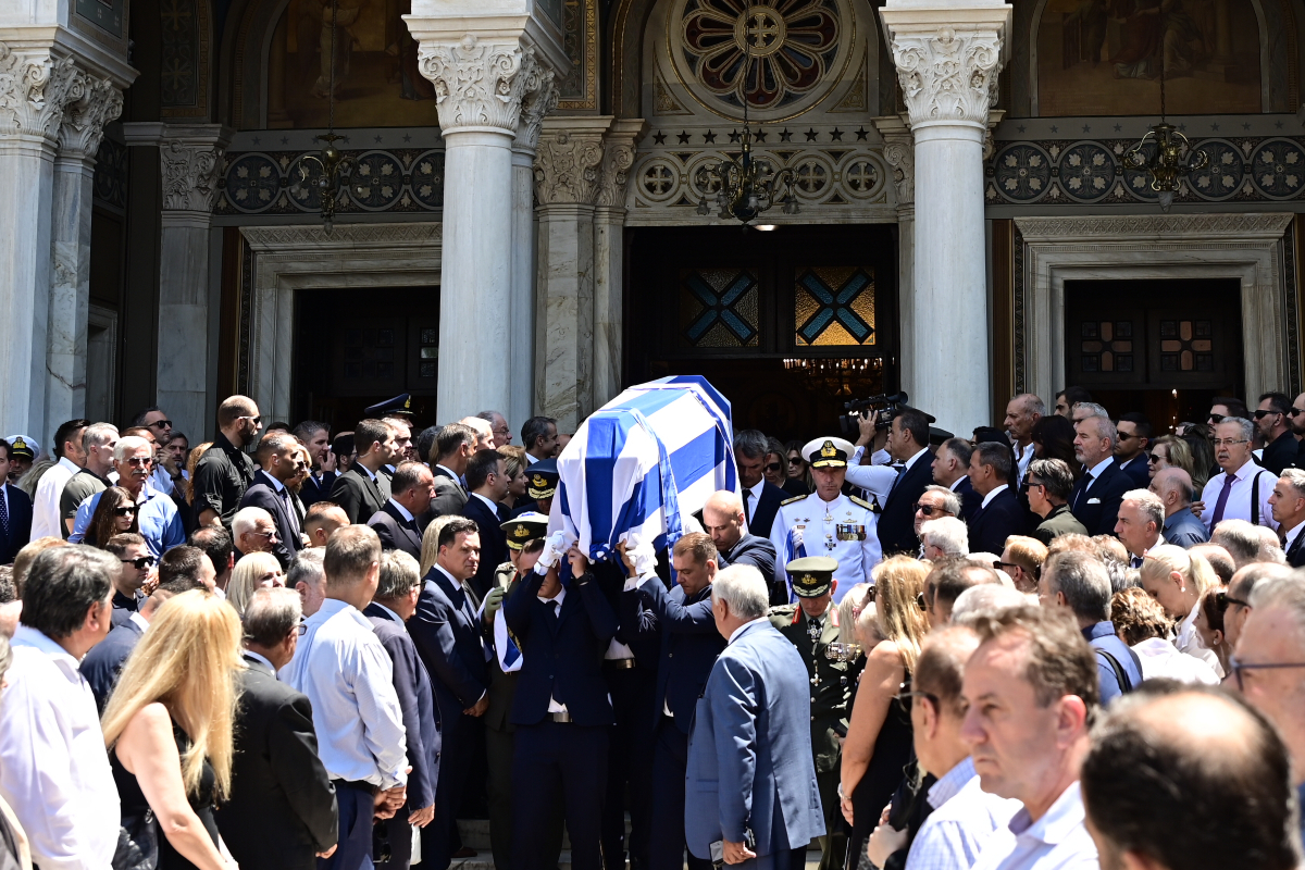 Κηδεία Γιάννη Βαρβιτσιώτη
