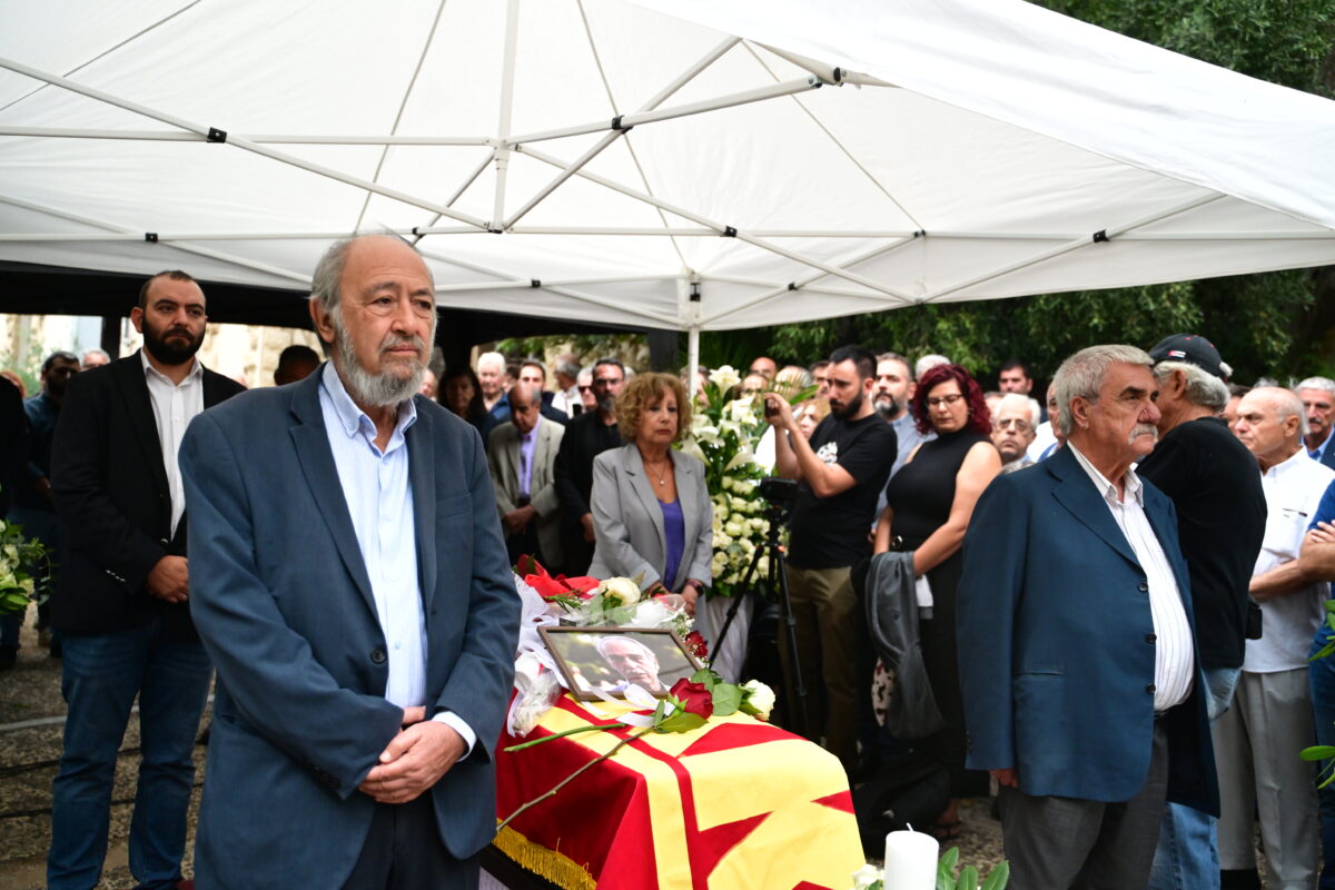 Σπύρος Χαλβατζής, ΚΚΕ, πολιτική κηδεία